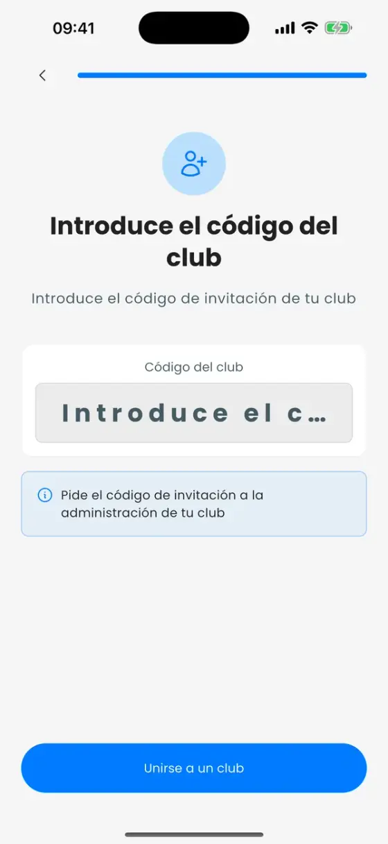 La pantalla Introducir código de club con un campo de código y un botón Unirse a un club