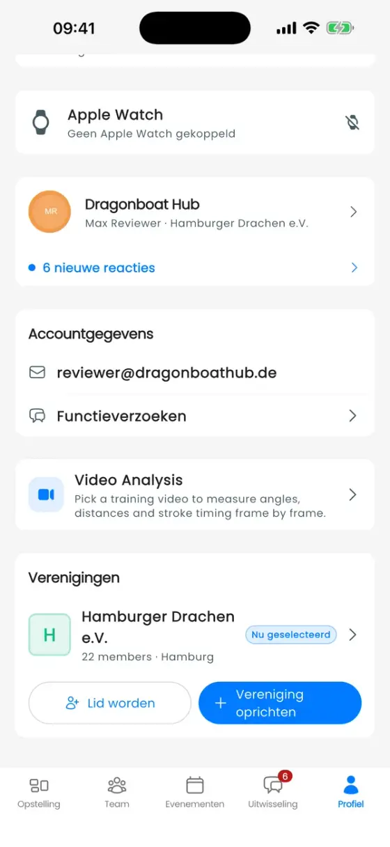 Tabblad Profiel naar beneden gescrold tot de kaart Verenigingen